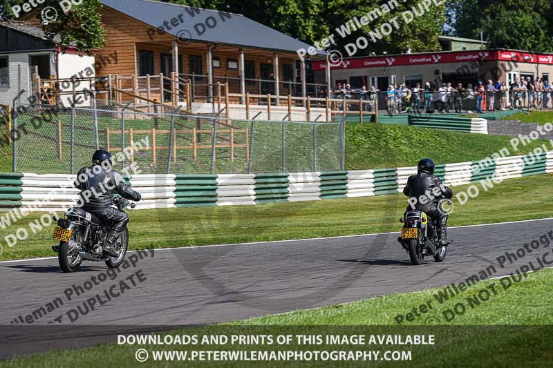 Vintage motorcycle club;eventdigitalimages;mallory park;mallory park trackday photographs;no limits trackdays;peter wileman photography;trackday digital images;trackday photos;vmcc festival 1000 bikes photographs